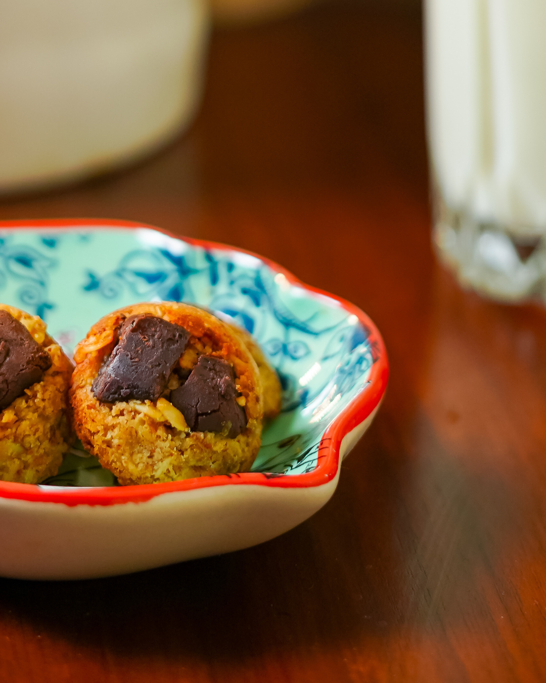 Banana Dark Chocolate Cookies