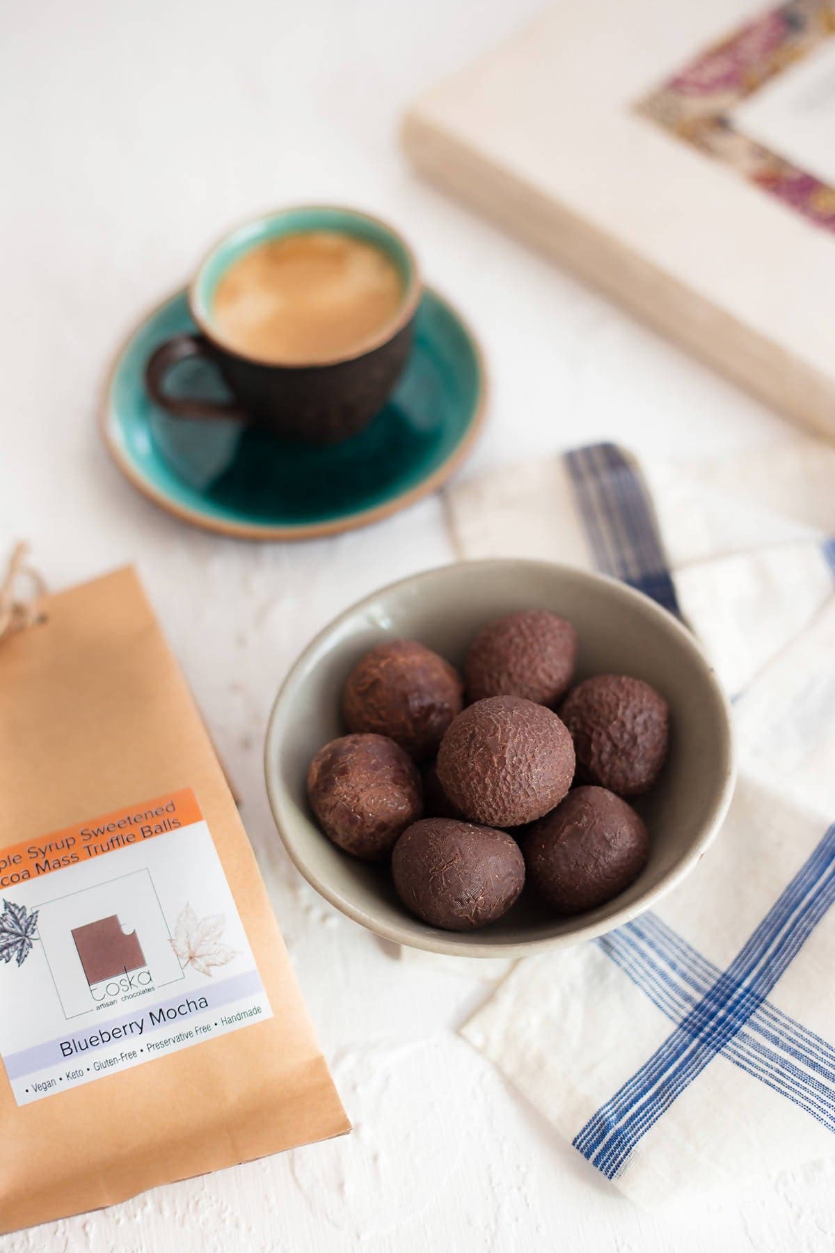 Toska- Blueberry Mocha - Maple Syrup Sweetened Cocoa Mass Truffle Balls - plant based Dukan