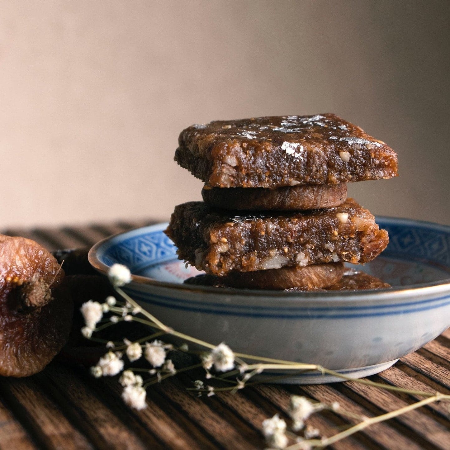 Meethi Kahani Anjeer Barfi - plant based Dukan