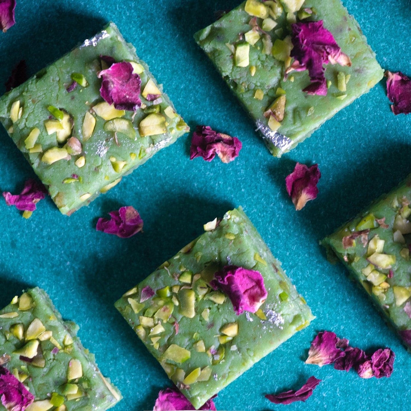 Meethi Kahani Pista Barfi - plant based Dukan
