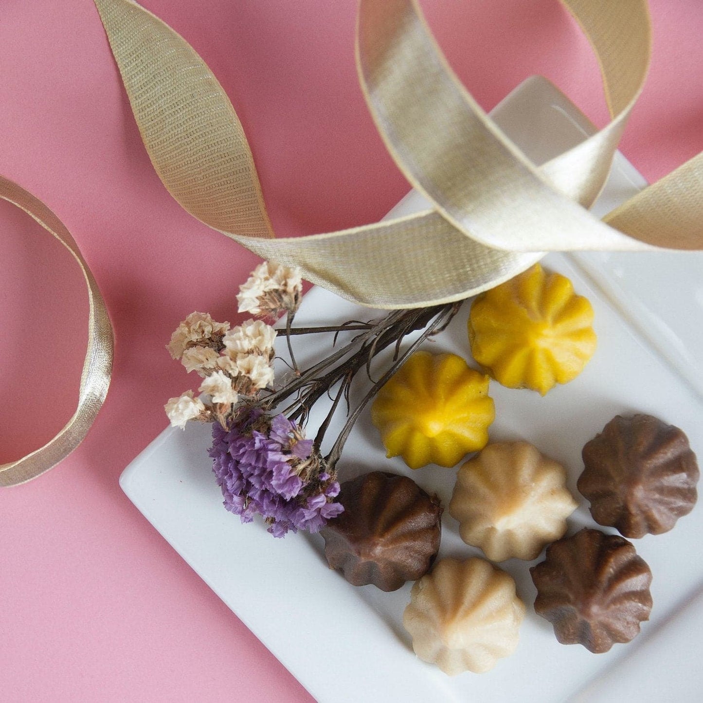 Meethi Kahani Mango Modak - plant based Dukan