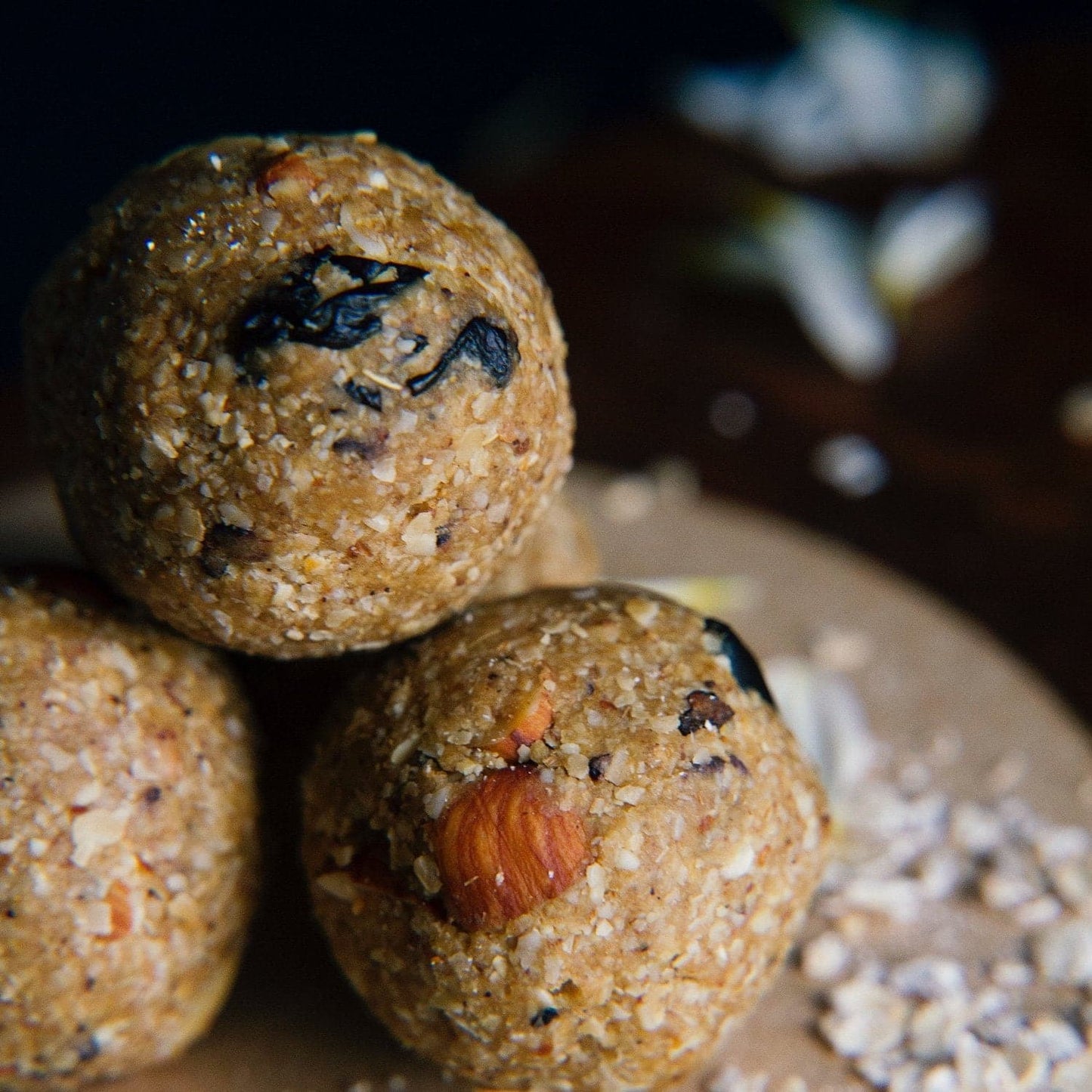 Meethi Kahani Oats Laddoo - plant based Dukan