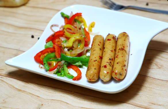 Vezlay Plant Based Sausages- Black Pepper, 200gm